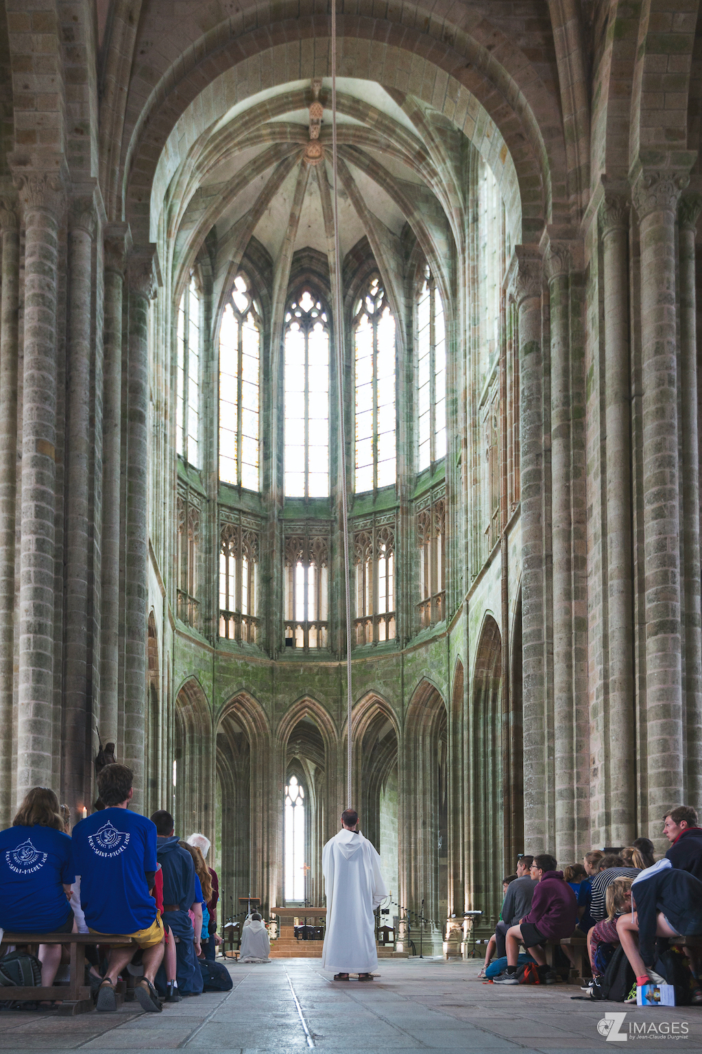 L'heure de la messe à l'église abbatiale