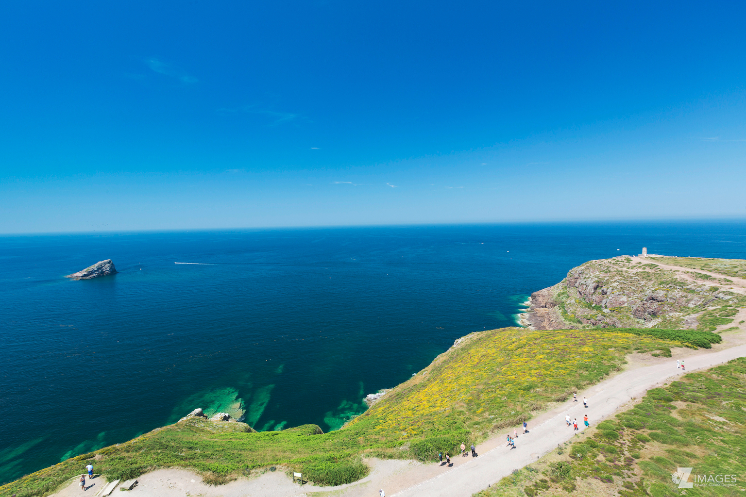 Vue du phare sur la Manche et le Cap