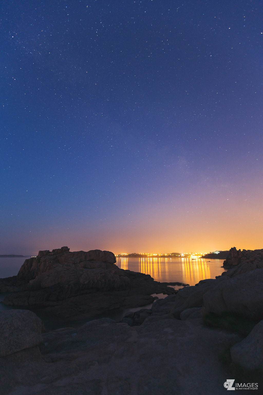 Les lumières de Perros-Guirec depuis le sentier des douaniers